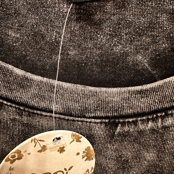 ODDY XL Acid Washed Black T with Delicate Lace Sleeves. PtP 24” Length 39” - Picture 4 of 7